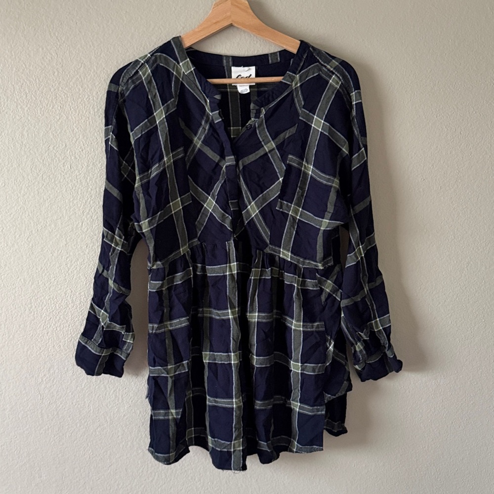 LED Luxe‎  Maternity Plaid Popover Blouse Tunic Top Size Medium Navy Green